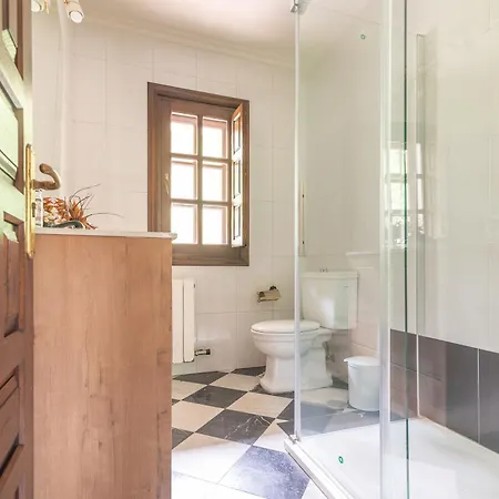 La Casa Del Vivar De La Granja En Valles Pasiegos Сasa de vacaciones *