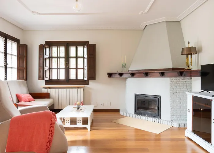 Casa vacanze La Casa Del Vivar De La Granja En Valles Pasiegos *